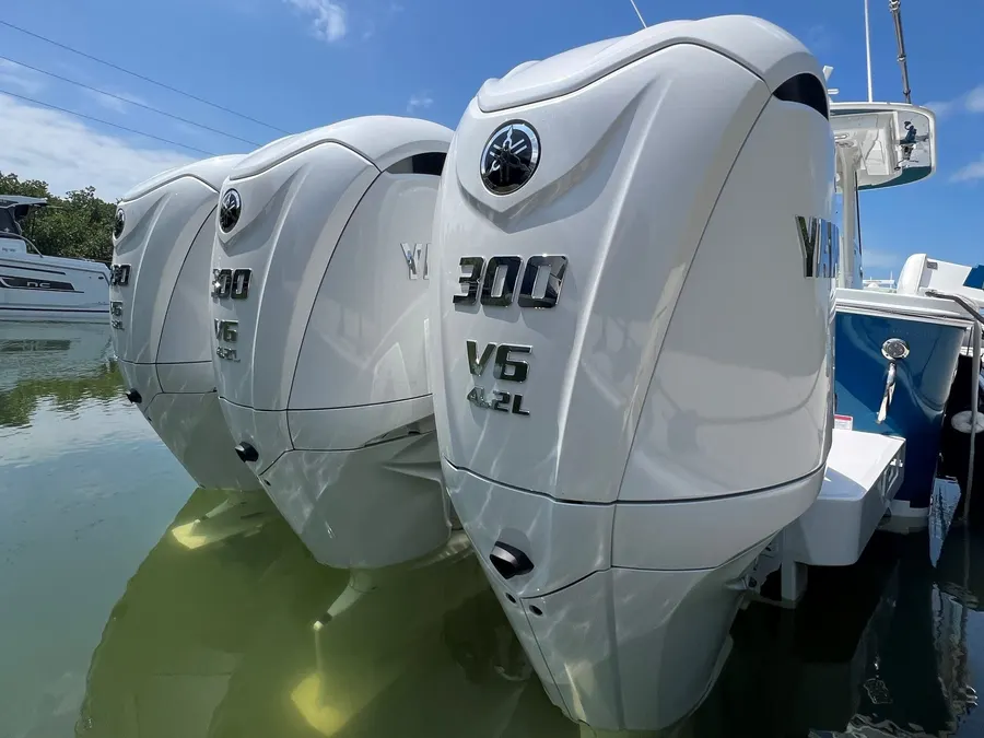 Triple Yamaha outboards on a boat transom